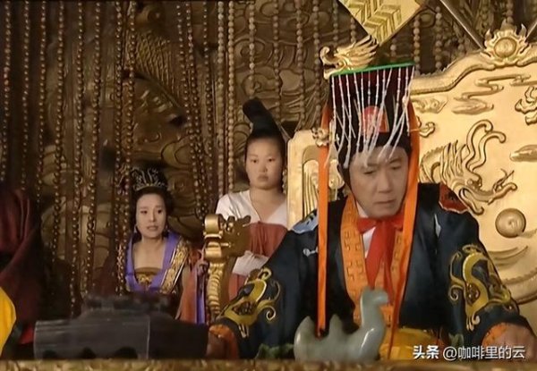 速速查 心比天高，命比纸薄，美丽青春加愚蠢，让她葬身于冰冷的大明湖底